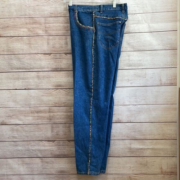 VINTAGE ZANADI BEADED AND EMBROIDERED HIGH RISE JEANS - Picture 2 of 13